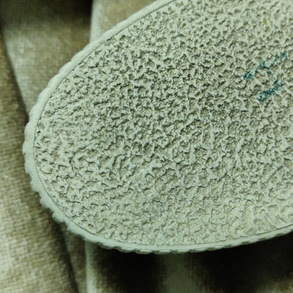 Frye Black Camille Leather Perforated Slip On Shoe, Size 8 - Picture 14 of 15